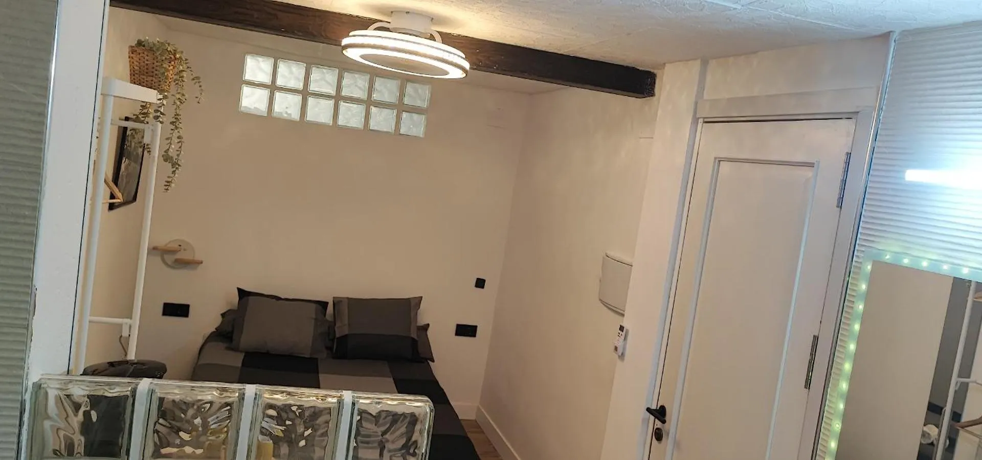 Malaga Jacuzy Apartment Spain